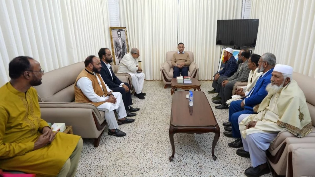 তারেক রহমানের সঙ্গে ১২ দলীয় জোট নেতাদের সাক্ষাৎ